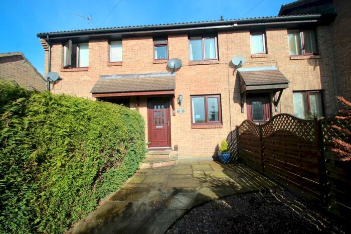 2 Bedroom Town House To Rent In Eavestone Grove, Harrogate, HG3