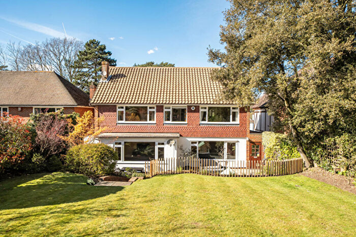 4 Bedroom Detached House For Sale In Park Farm Road, Bromley, BR1