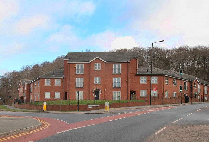 2 Bedroom Flat To Rent In Wordsworth Court, Sheffield, S5