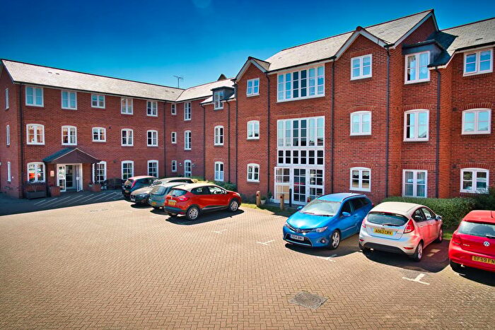 1 Bedroom Retirement Property For Sale In Whitings Court, Paynes Park, Hitchin, SG5