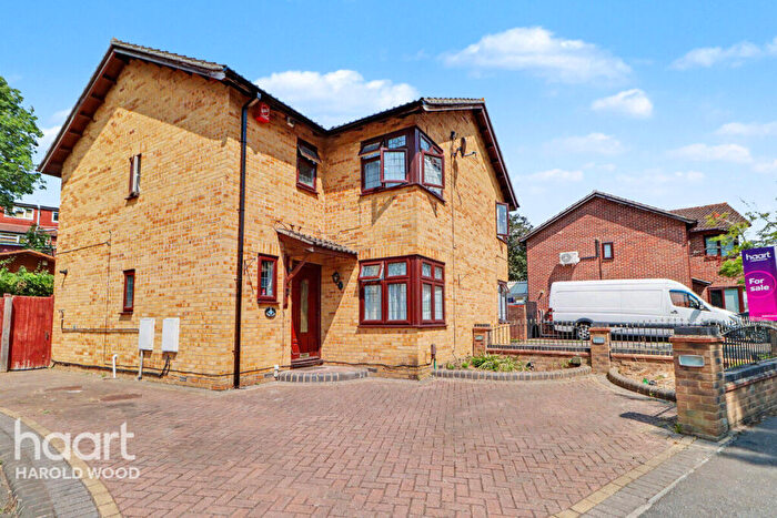 3 Bedroom Semi-Detached House For Sale In Kirby Close, Harold Hill, RM3