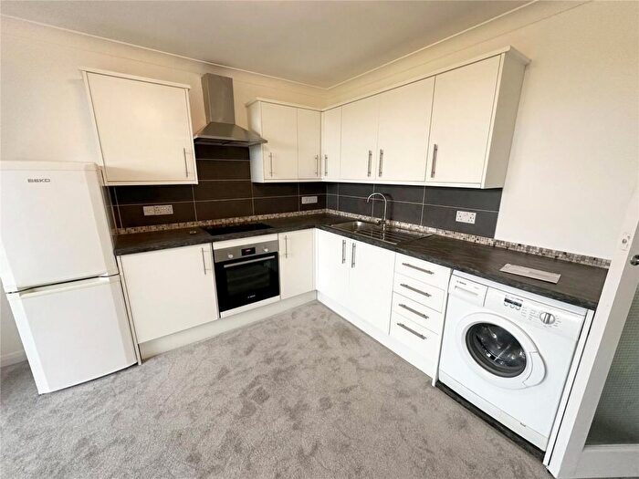 2 Bedroom Apartment To Rent In Warwick Court, Birkbeck Road, Mill Hill, London, NW7