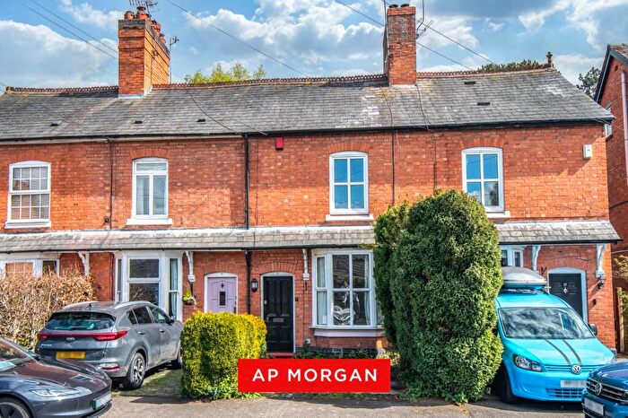 3 Bedroom Terraced House For Sale In Wellington Road, Bromsgrove, Worcestershire, B60