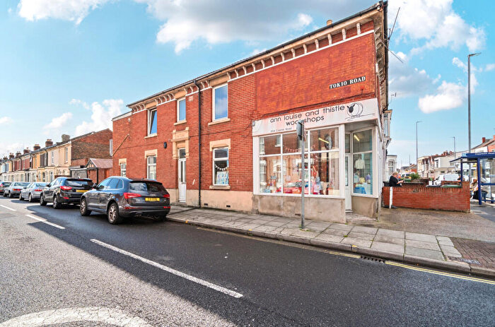 2 Bedroom Flat For Sale In Copnor Road, Copnor, Hampshire, PO3