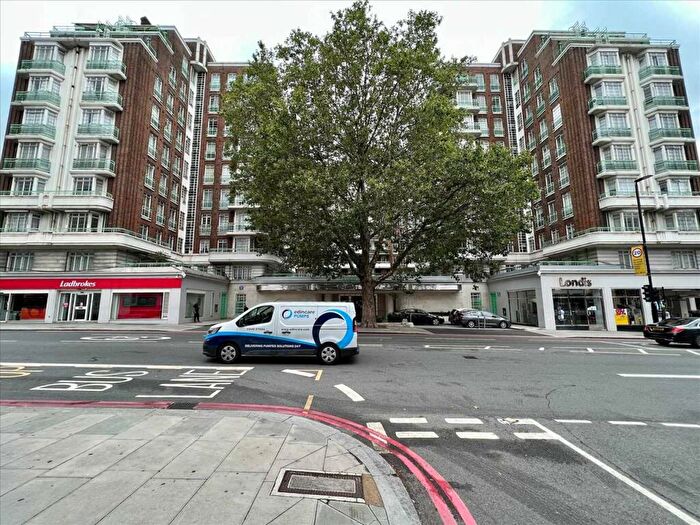 3 Bedroom Apartment For Sale In Gloucester Place, London, NW1