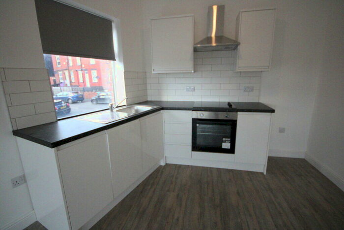 2 Bedroom Flat To Rent In Station Buildings, Bramley, Leeds, LS13