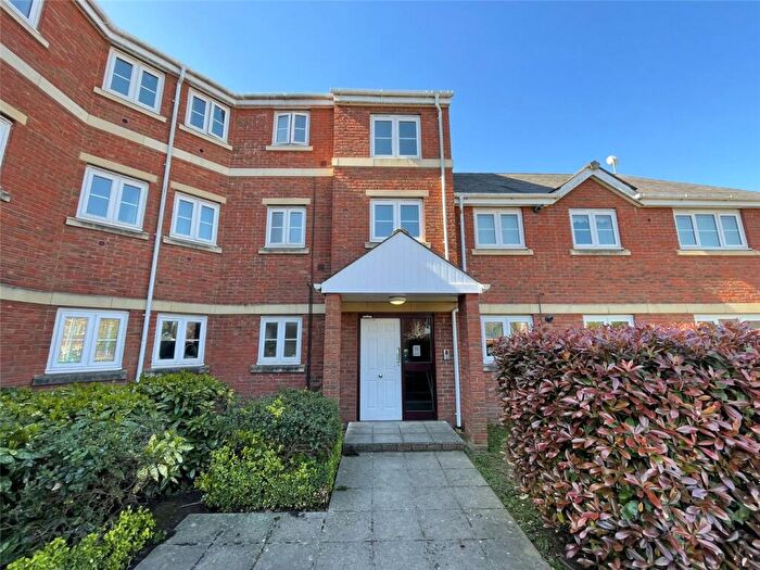 2 Bedroom Apartment To Rent In Seabrook Mews, Exeter, Devon, EX2