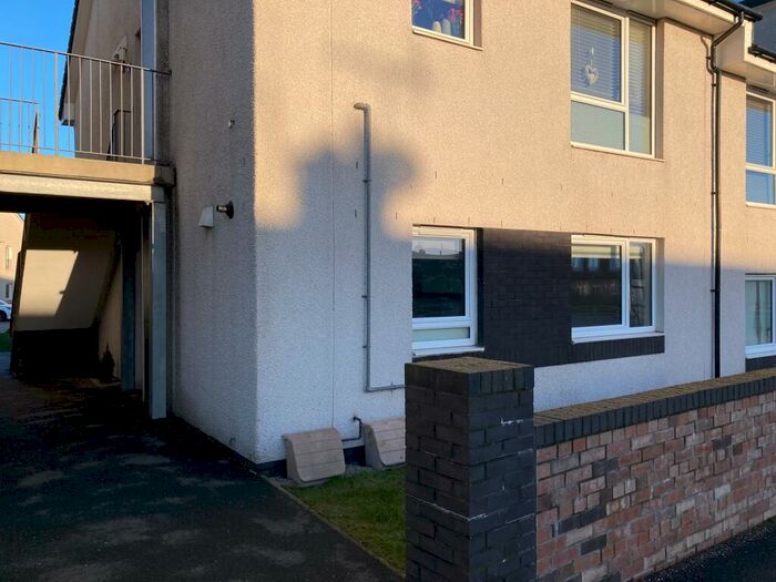 2 Bedroom Flat To Rent In Cloverleaf Grange, Bucksburn, Aberdeen, AB21