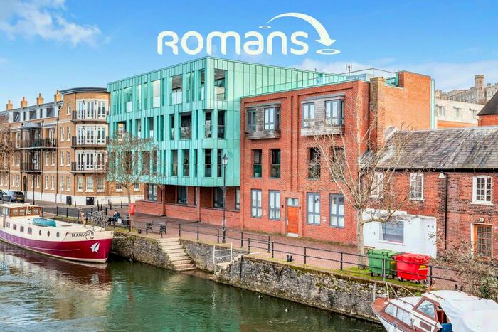 2 Bedroom Town House To Rent In Windsor Quay, SL4