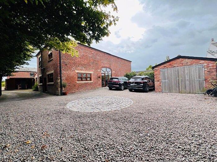 5 Bedroom Detached House For Sale In The Square, Walton Le Dale, Preston, PR5