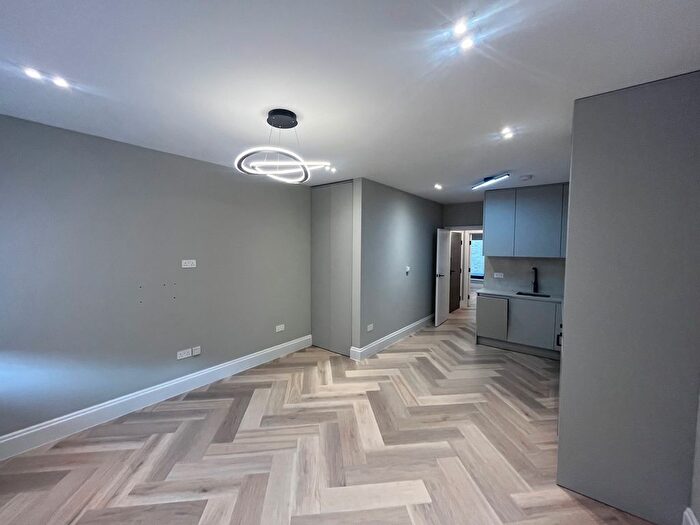 1 Bedroom Flat To Rent In Brick Lane, Shoreditch, London, E1
