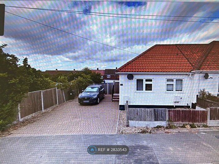2 Bedroom Bungalow To Rent In Rectory Gardens, Basildon, SS13