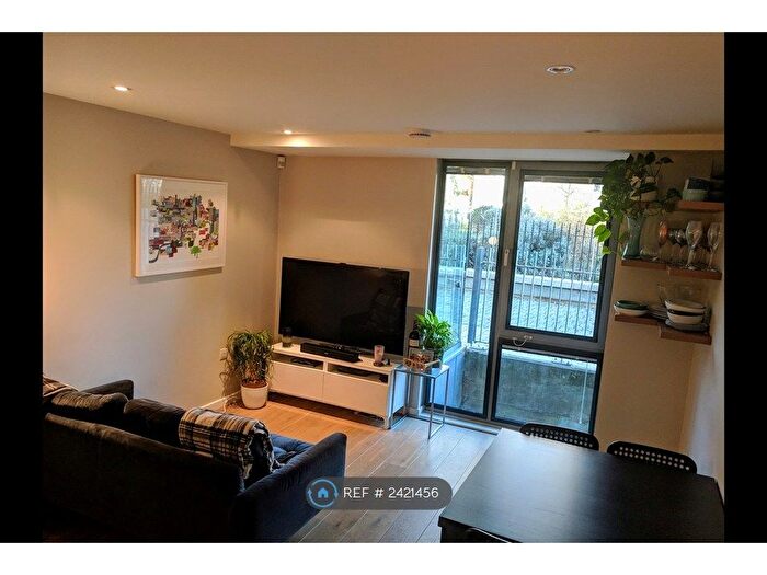 1 Bedroom Flat To Rent In Blackthorn Avenue, London, N7