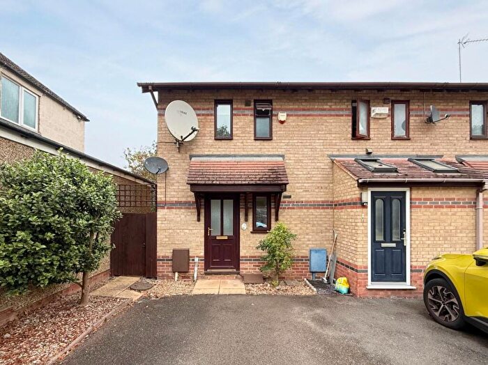 1 Bedroom End Of Terrace House For Sale In Southfield Avenue, Far Cotton, Northampton, NN4