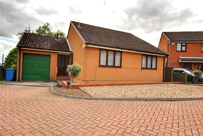 2 Bedroom Detached Bungalow For Sale In The Rise, North Ferriby, HU14