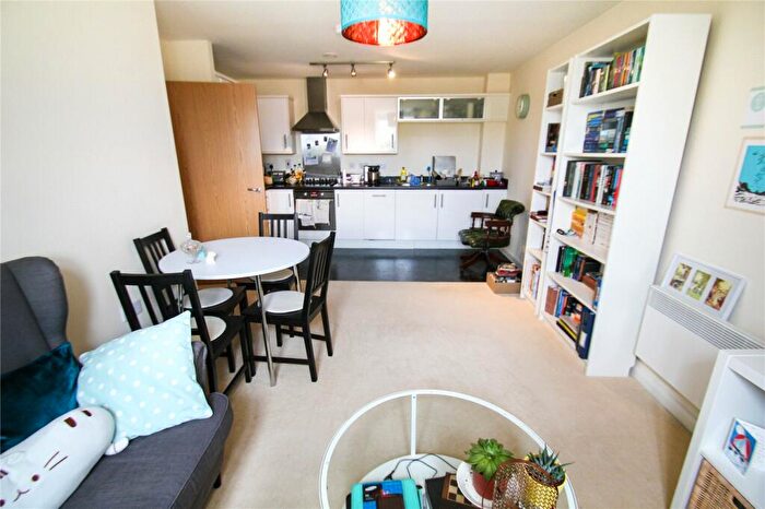 2 Bedroom Apartment To Rent In Marriotts Walk, Witney, Oxfordshire, OX28