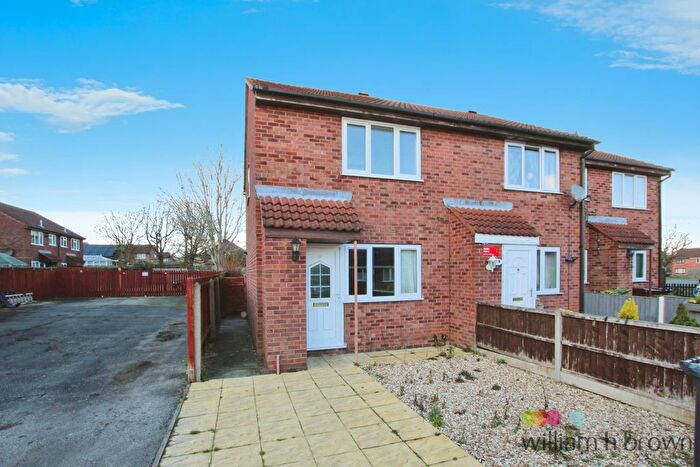 2 Bedroom End Of Terrace House To Rent In Atwater Close, Lincoln, LN2