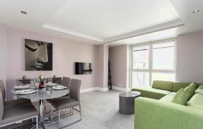 1 Bedroom Flat To Rent In Bird Street, Marylebone, London, W1U