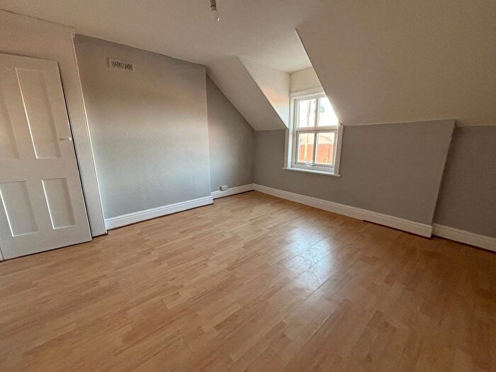 1 Bedroom Property To Rent In Flat, Shirley Road, Southampton, Hampshire, SO15