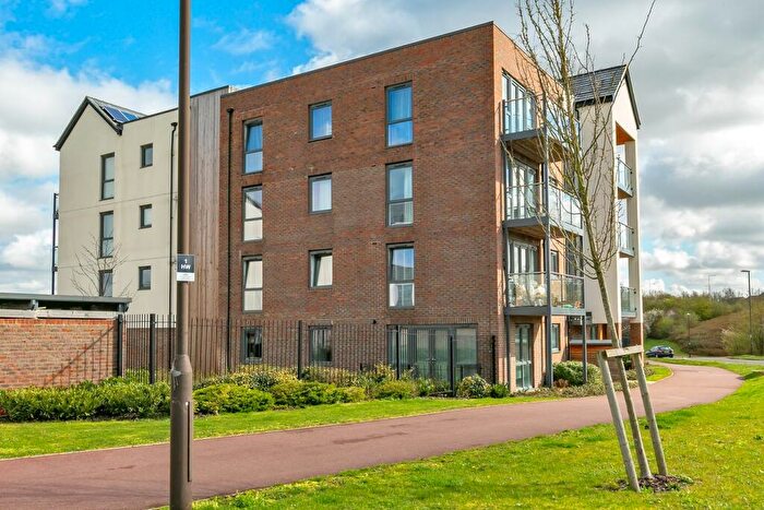 1 Bedroom Apartment To Rent In Larson Close, Oakgrove, Milton Keynes, MK10