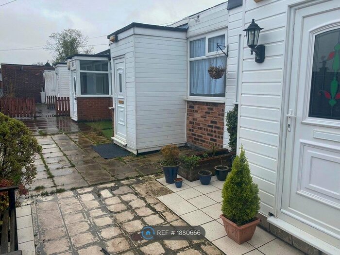 2 Bedroom Flat To Rent In Marlborough Road, Atherton, Manchester, M46