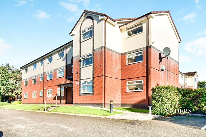 2 Bedroom Flat To Rent In Constance Gardens, Salford, Greater Manchester, M5