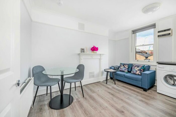 1 Bedroom Flat To Rent In Cleveland Street, London, W1T