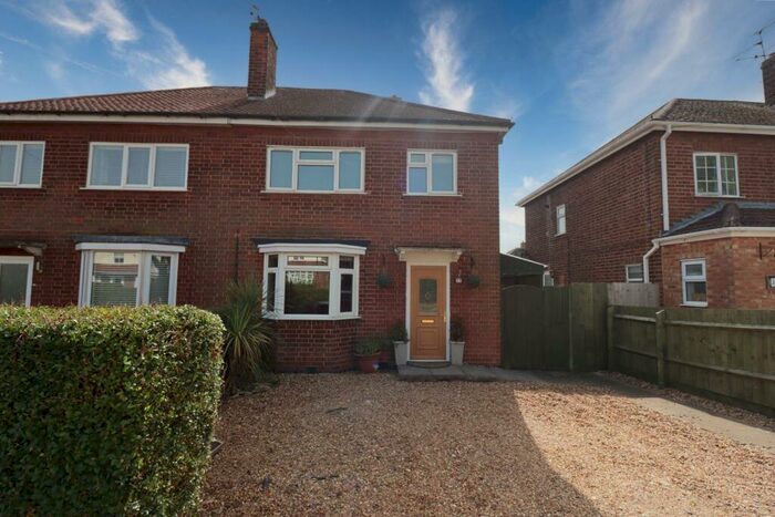 3 Bedroom Semi-Detached House To Rent In Occupation Road, Corby, NN17