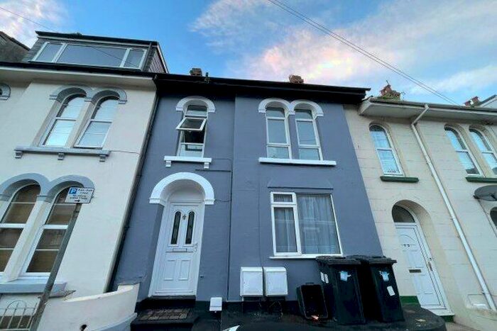 2 Bedroom Flat To Rent In Bolton Street, Brixham, TQ5