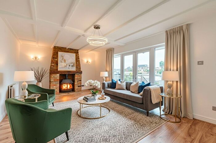 3 Bedroom Detached Bungalow For Sale In Lower Ash Estate, Shepperton, TW17