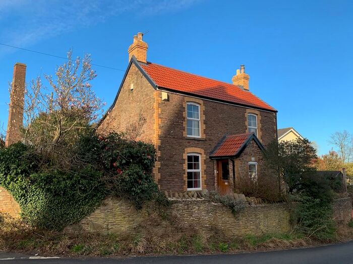 3 Bedroom Cottage To Rent In Woodend Road, Frampton Cotterell, BS36