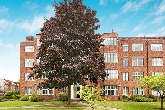 4 Bedroom Flat For Sale In Portsmouth Road, Putney, SW15