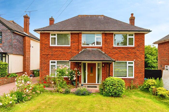3 Bedroom Detached House For Sale In Denbigh Gardens, Southampton, SO16