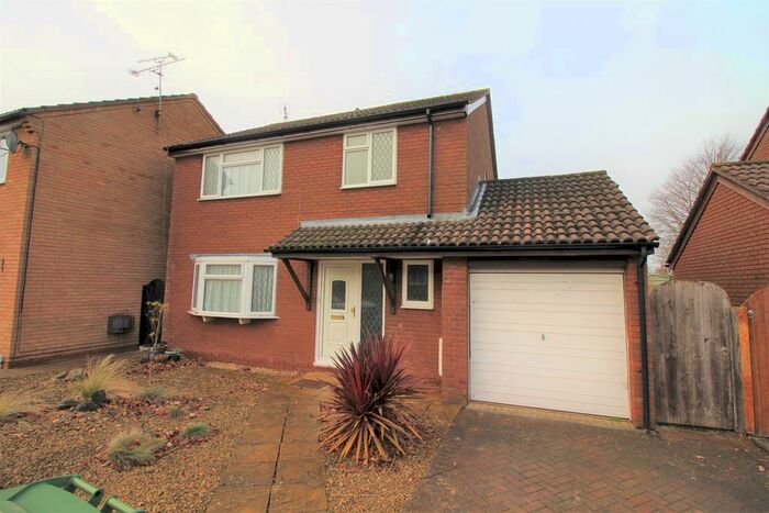 4 Bedroom Detached House To Rent In Swallow Park, Thornbury, South Gloucestershire BS35