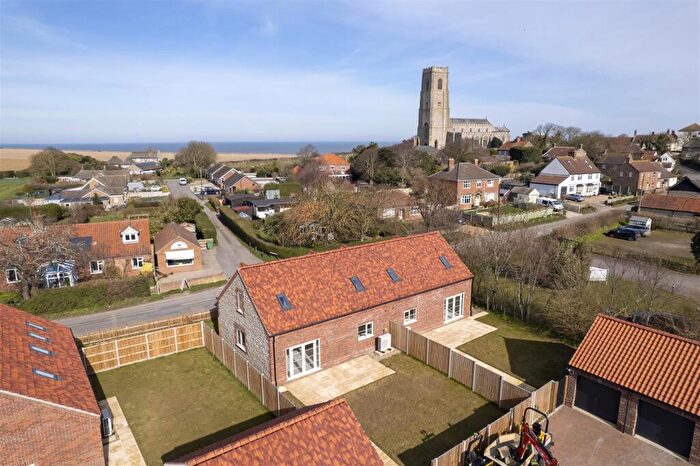 3 Bedroom Semi-Detached House For Sale In St. Marys View, Happisburgh, NR12