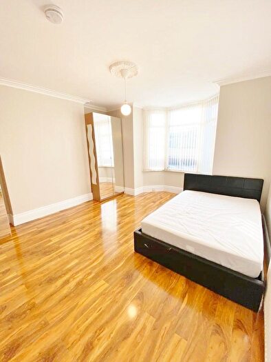 Studio To Rent In Ecclesall Road, Sheffield, S11