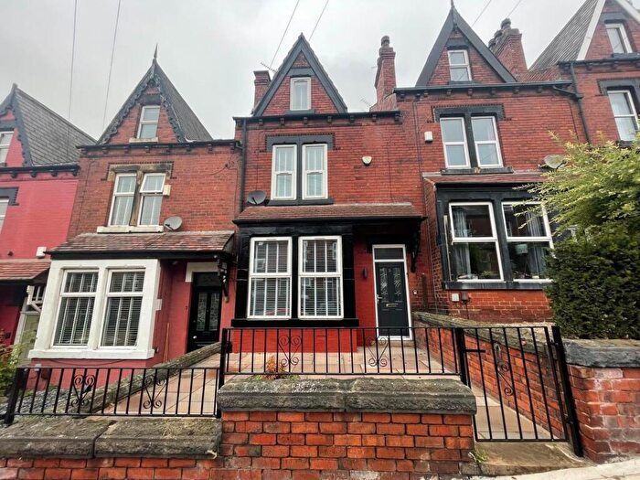 4 Bedroom Terraced House To Rent In De Lacy Mount, Kirkstall, Leeds, LS5