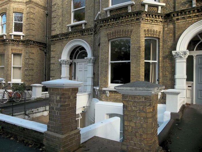 1 Bedroom Flat To Rent In Cromwell Road, Hove, BN3