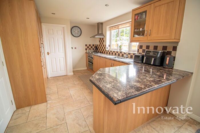 4 Bedroom Detached House For Sale In Mallen Drive, Tividale, Oldbury, B69