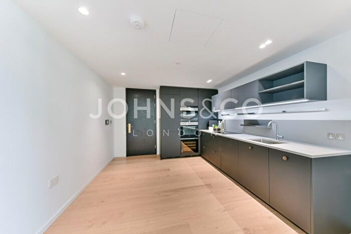 2 Bedroom Flat To Rent In Levette Building, Barts Square, EC1A