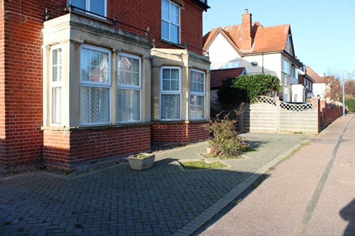 1 Bedroom Flat To Rent In Priory Road, Felixstowe, IP11