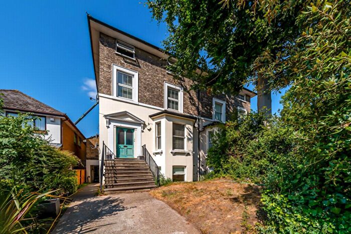 2 Bedroom Flat For Sale In Southend Crescent, Eltham, SE9