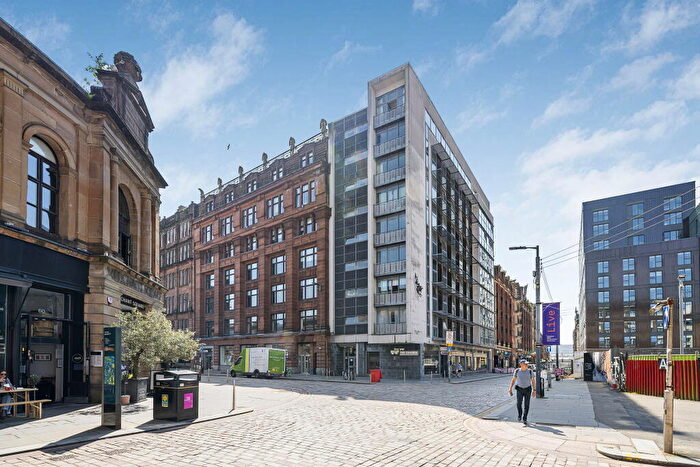 2 Bedroom Flat To Rent In Bell Street, Merchant City, Glasgow, Glasgow City, G1