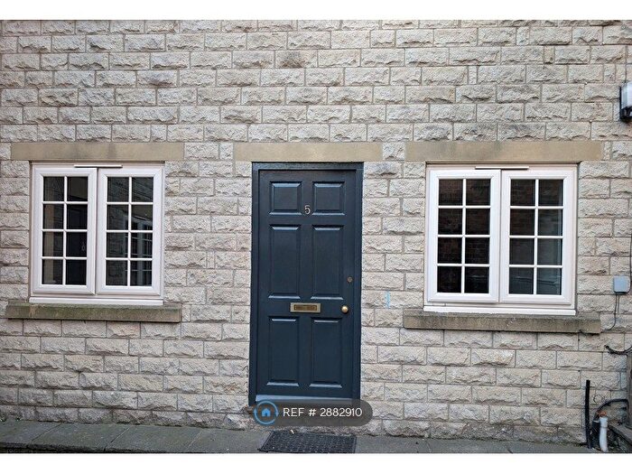 1 Bedroom Flat To Rent In Castlegate, Malton, YO17