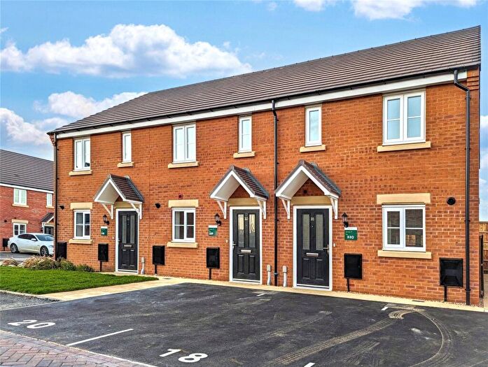 2 Bedroom End Of Terrace House For Sale In Anemone Way, Holdingham, Sleaford, NG34