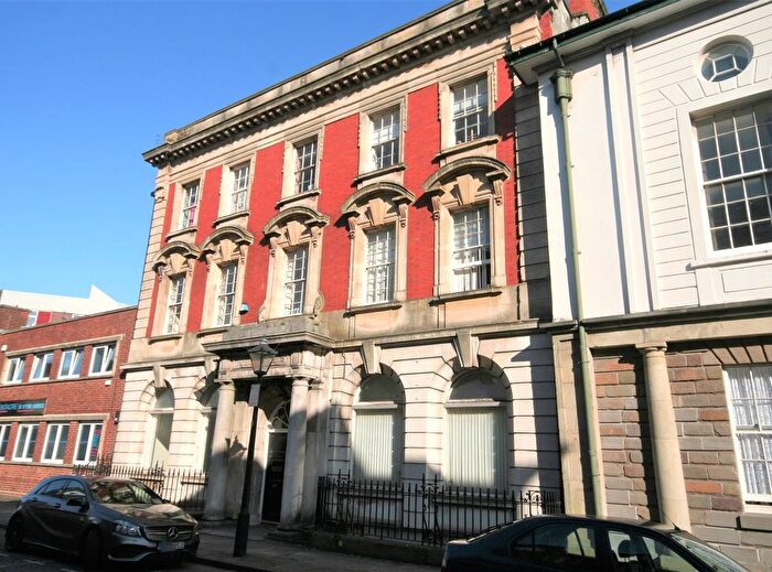 1 Bedroom Flat For Sale In Cambrian Place, Swansea, SA1