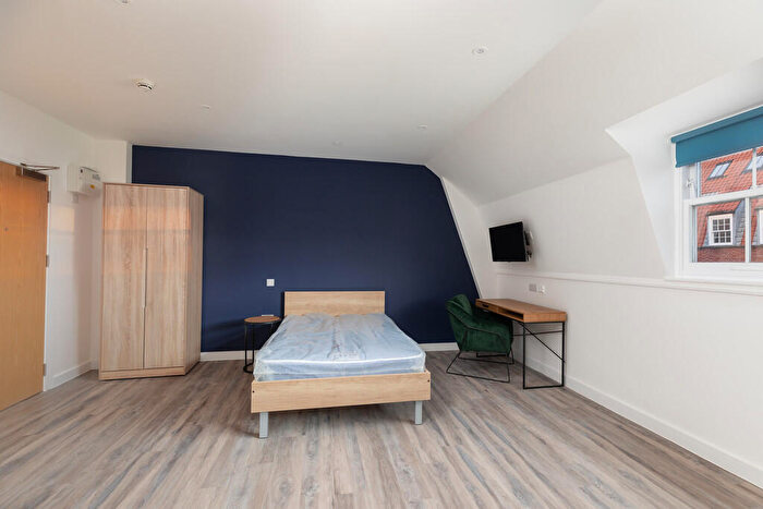 2 Bedroom Flat To Rent In New Bond House, Bond Street, Bristol, BS2