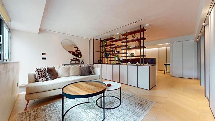 Studio To Rent In Campden Hill Road, Kensington, W8