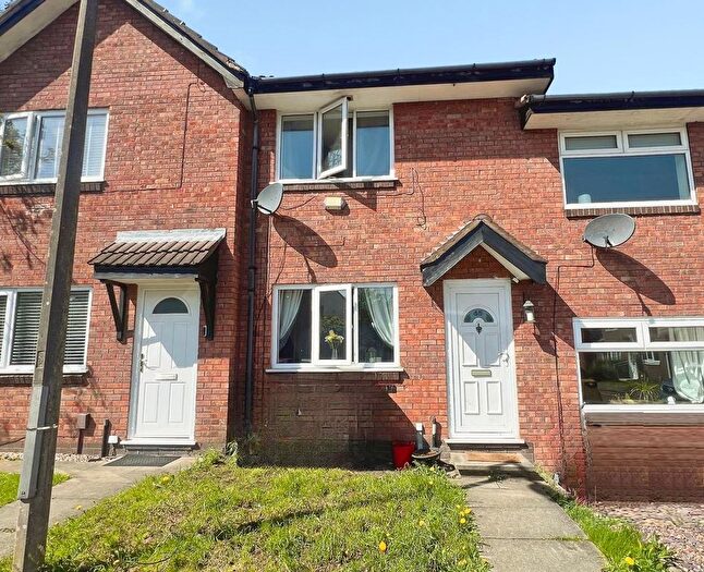 2 Bedroom Terraced House For Sale In Kilsby Close, Bolton, BL4