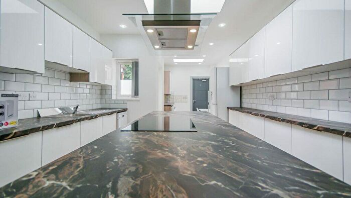 6 Bedroom Terraced House To Rent In Alton Road, Selly Oak, Birmingham, B29